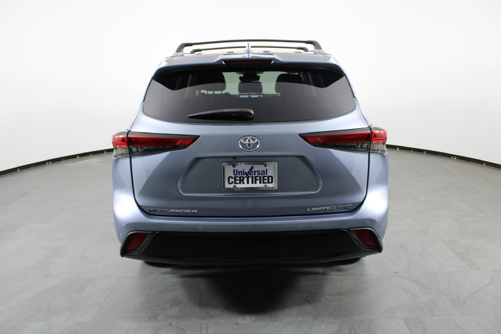 Used 2023 Toyota Highlander Limited AWD/4WD image 10