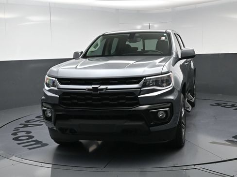 Used 2022 Chevrolet Colorado LT w/ LT Convenience Package AWD/4WD image 5