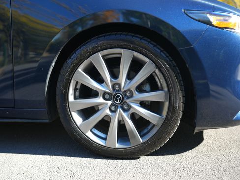 Used 2021 MAZDA MAZDA3 s image 11