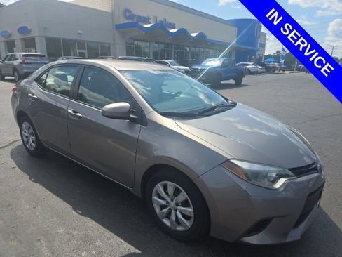 Used 2014 Toyota Corolla LE FWD image 1