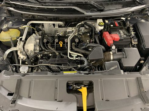 Used 2021 Nissan Rogue SV image 11