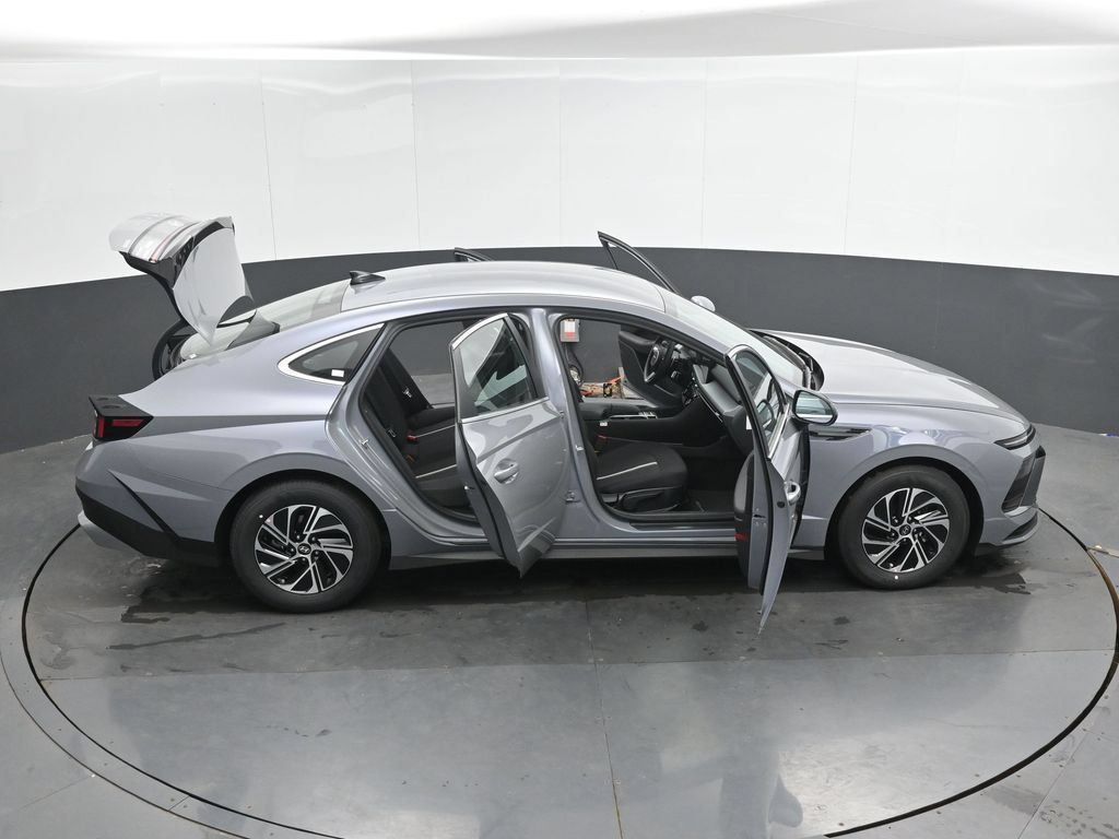 New 2026 Hyundai Sonata Blue FWD image 32