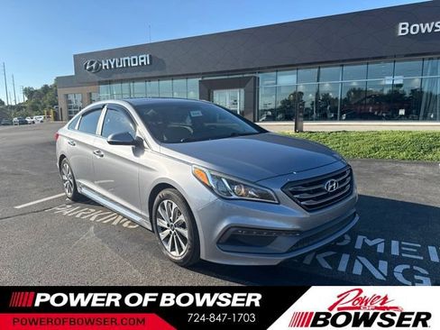 Used 2016 Hyundai Sonata Sport w/ Option Group 03 FWD image 9