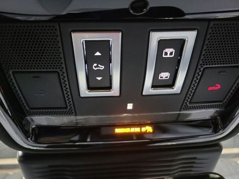 New 2026 Land Rover Range Rover Velar Dynamic SE image 21