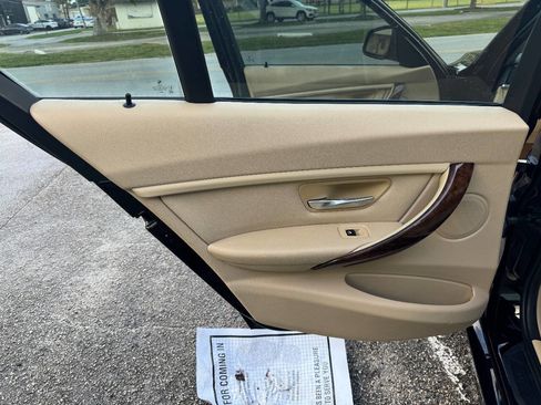 Used 2013 BMW 328i Sedan RWD image 17