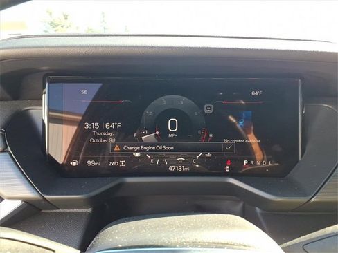 Used 2024 GMC Acadia Elevation image 18