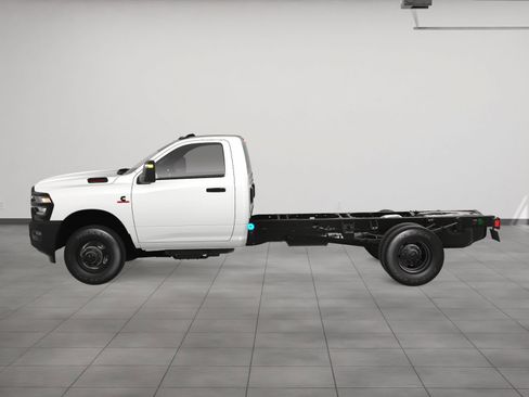 New 2025 RAM 3500 Tradesman image 3