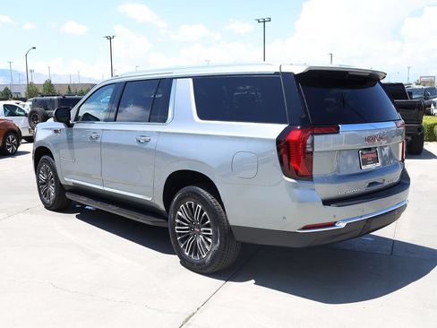 New 2026 GMC Yukon XL Elevation w/ Elevation Premium Package AWD/4WD image 4