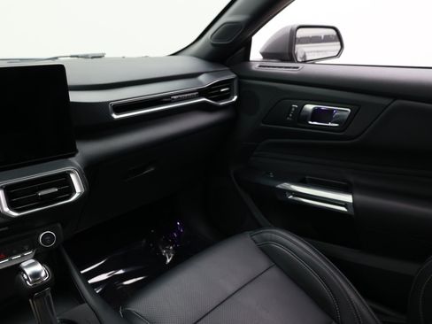 Used 2026 Ford Mustang Premium RWD image 32