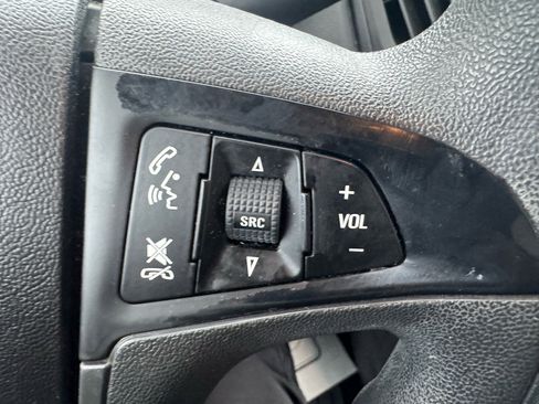 Used 2014 Chevrolet Equinox LS image 19