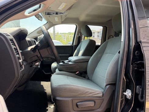 Used 2017 RAM 1500 Express w/ Black Ram 1500 Express Group AWD/4WD image 7