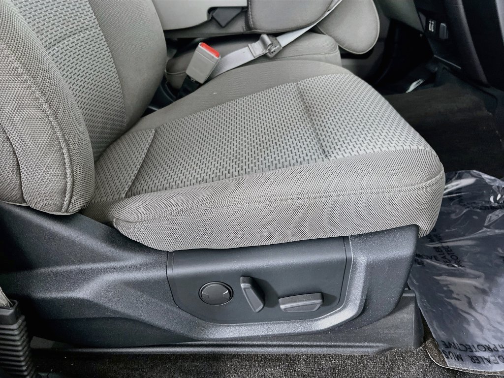 Used 2019 Ford F150 XLT w/ Equipment Group 302A Luxury AWD/4WD image 30