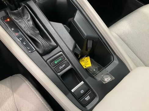 Used 2025 Honda Accord SE image 11