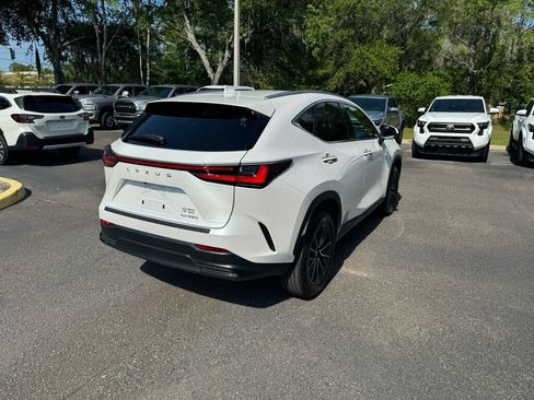 Used 2025 Lexus NX 250 FWD w/ Towing Package (2000 Lbs) image 10