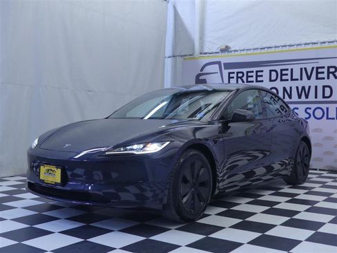 Used 2024 Tesla Model 3 Long Range RWD image 3