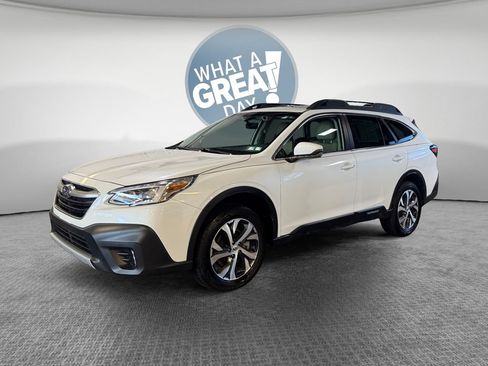 Used 2022 Subaru Outback Limited AWD/4WD image 8