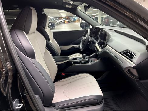 New 2026 Lexus TX 500h AWD image 24