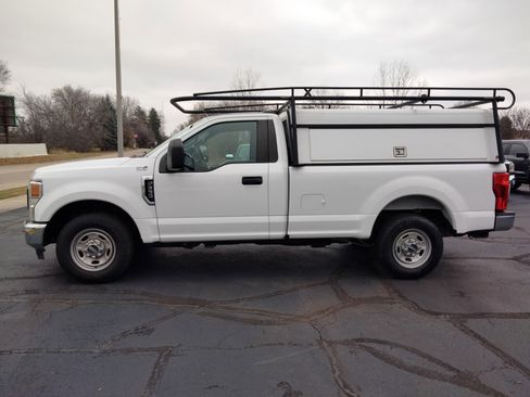 Used 2021 Ford F250 XL w/ Power Equipment Group image 5