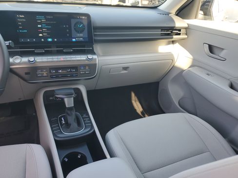 Used 2024 Hyundai Kona SEL image 22