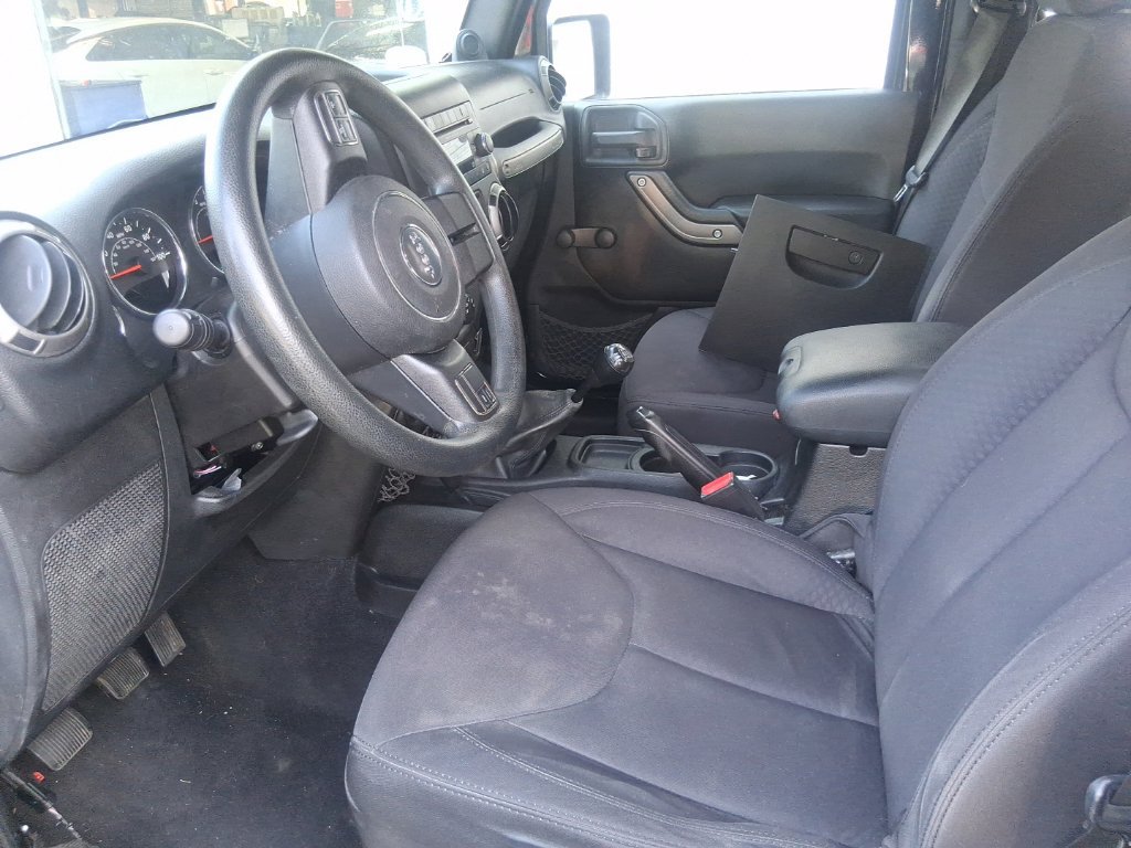 Used 2013 Jeep Wrangler Sport AWD/4WD image 7