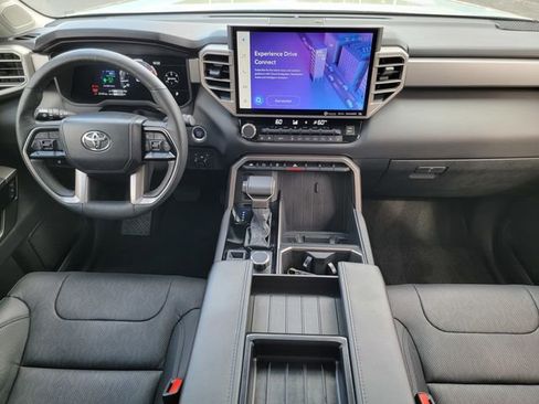 Used 2024 Toyota Tundra Limited AWD/4WD image 19