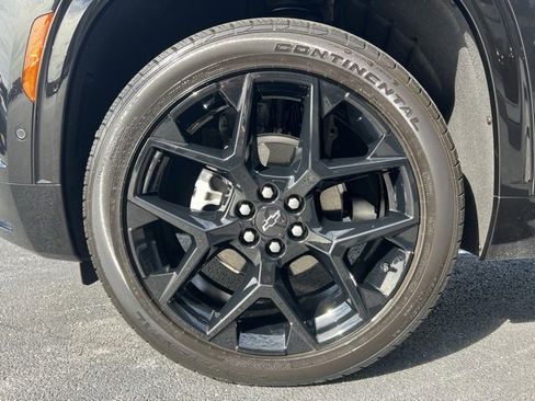 Used 2026 Chevrolet Traverse RS image 19