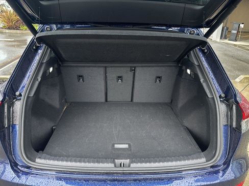 Used 2023 Audi Q4 e-tron Premium Plus image 15