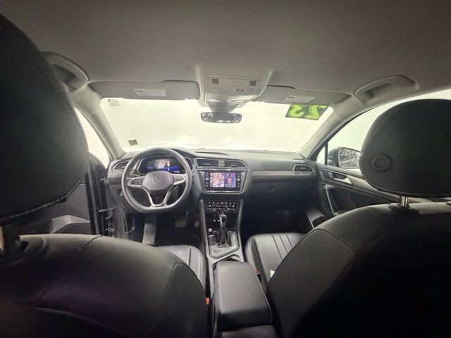 Used 2023 Volkswagen Tiguan SE FWD image 27