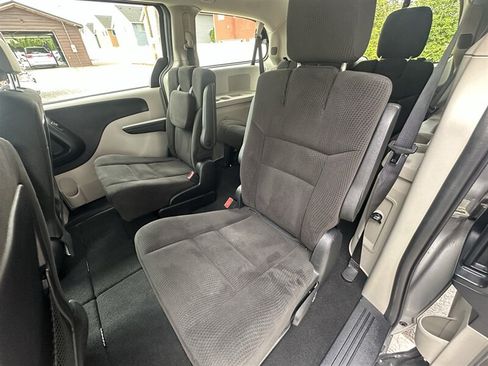 Used 2016 Dodge Grand Caravan SE w/ Quick Order Package 29E SE FWD image 47