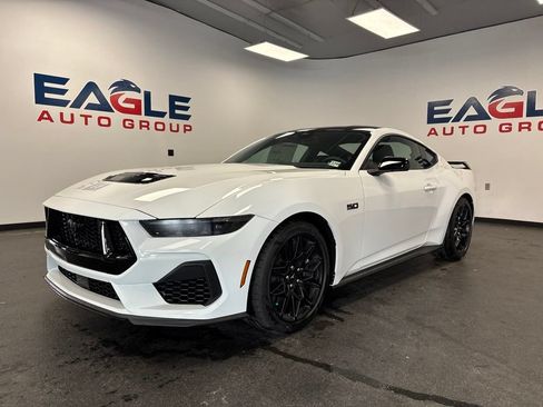New 2026 Ford Mustang GT Premium w/ GT Performance Package RWD image 4