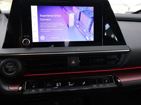 Certified 2024 Toyota Prius Prime FWD image 5