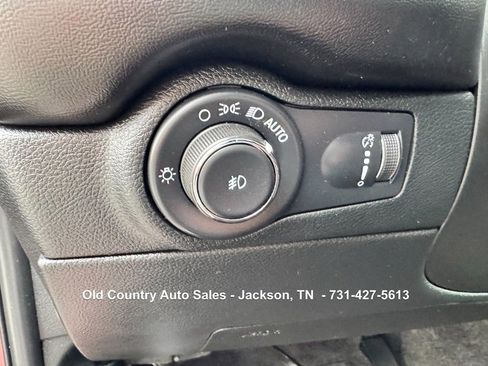 Used 2022 Dodge Durango R/T w/ Blacktop Package image 34