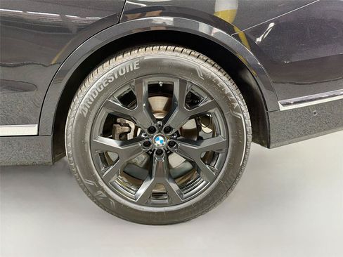 Certified 2023 BMW X7 xDrive40i w/ Premium Package AWD/4WD image 30
