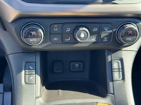 Used 2017 GMC Acadia Denali w/ Technology Package image 26