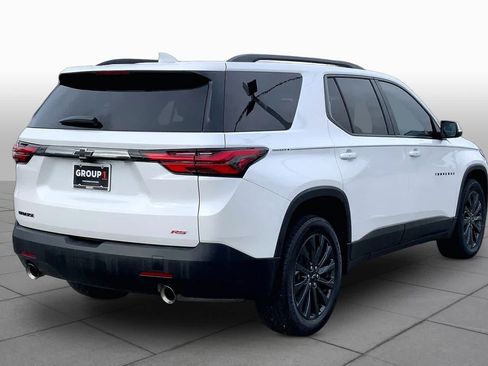 Used 2023 Chevrolet Traverse RS FWD image 13