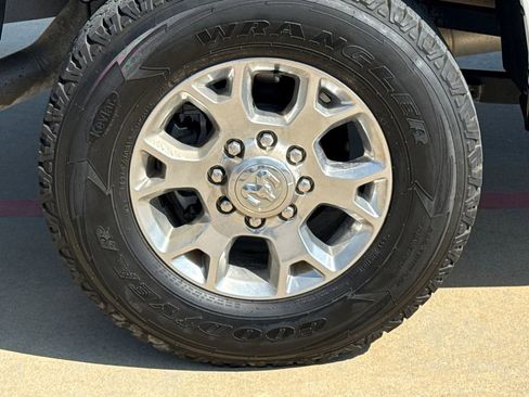 Used 2024 RAM 2500 Laramie image 10