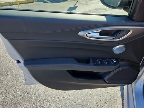 New 2024 Alfa Romeo Giulia Ti image 10