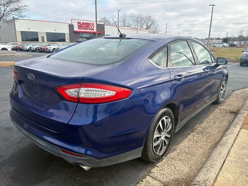Used 2014 Ford Fusion S image 7