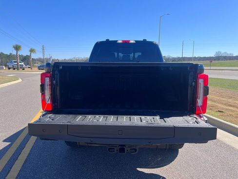 Used 2023 Ford F250 Limited image 7