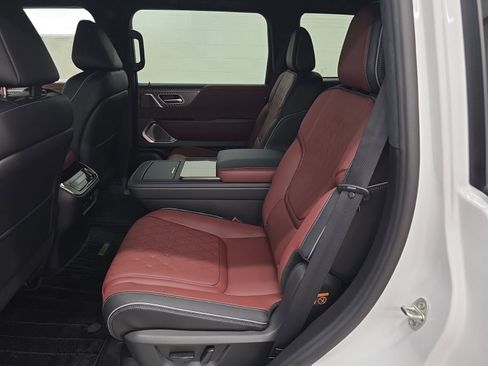 New 2026 INFINITI QX80 Autograph image 24