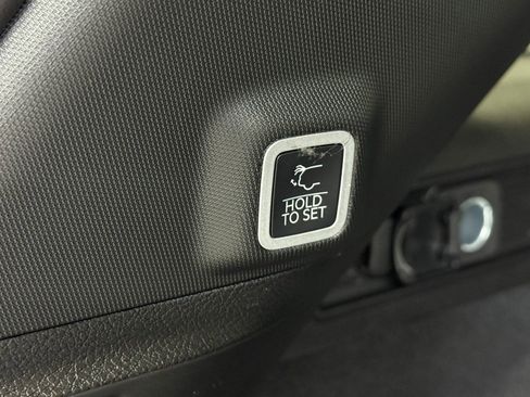 New 2025 Jeep Grand Cherokee Overland w/ Adv Protech Group III image 10