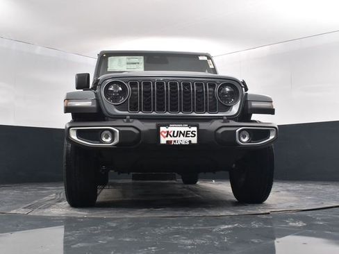 New 2026 Jeep Gladiator Sport AWD/4WD image 42