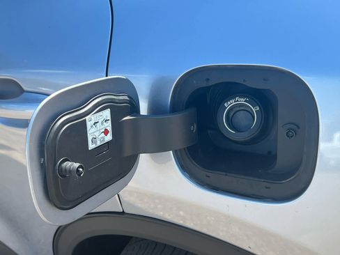 Used 2022 Ford Escape SE w/ Convenience Package image 17