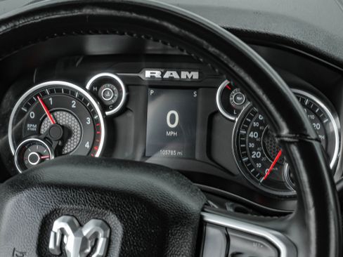 Used 2024 RAM 2500 Big Horn w/ Off Road Package AWD/4WD image 20