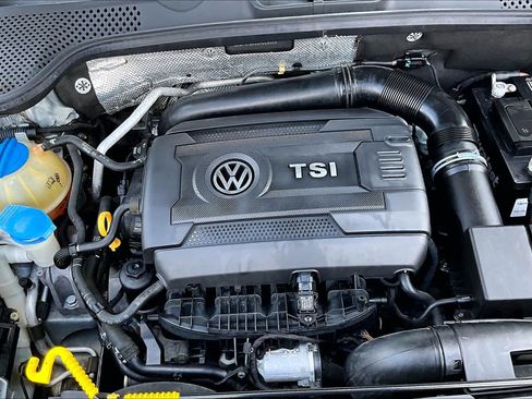Used 2016 Volkswagen Beetle 1.8T FWD image 33