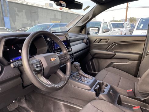 Used 2023 Chevrolet Colorado W/T image 16