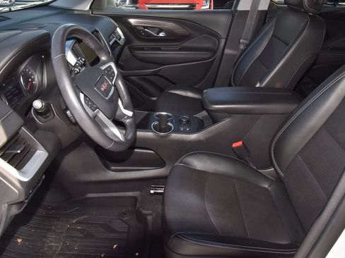 Used 2022 GMC Terrain SLT w/ Infotainment Package II image 13