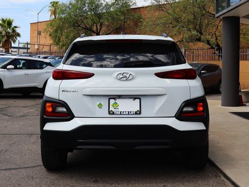 Used 2021 Hyundai Kona SEL FWD image 11