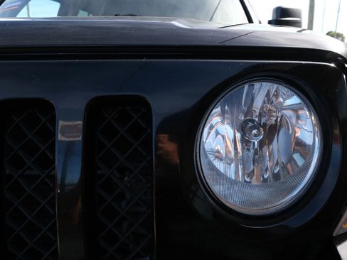 Used 2016 Jeep Patriot Sport w/ Power Value Group image 10