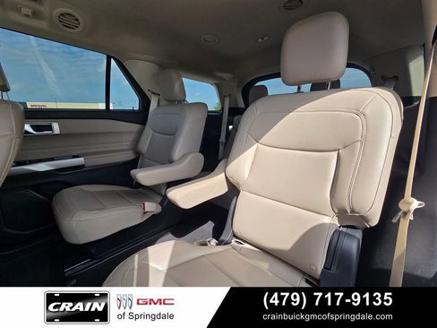 Used 2023 Ford Explorer XLT w/ Equipment Group 202A RWD image 25